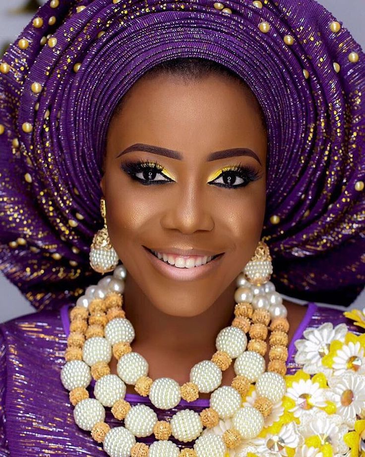 Asooke: @ykarisfashion Makeup: @mo_dees Beads: @tavinbeads BellaNaijaWeddings